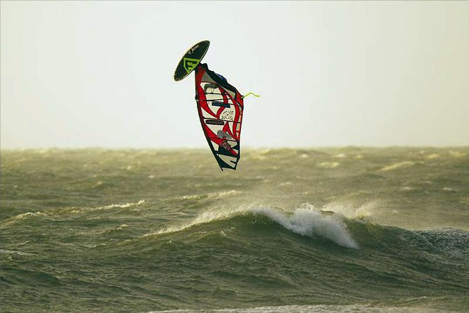 Leon Jamaer - PWA KIA Cold Hawaii World Cup 2011 Day 1 © PWA World Tour http://www.pwaworldtour.com